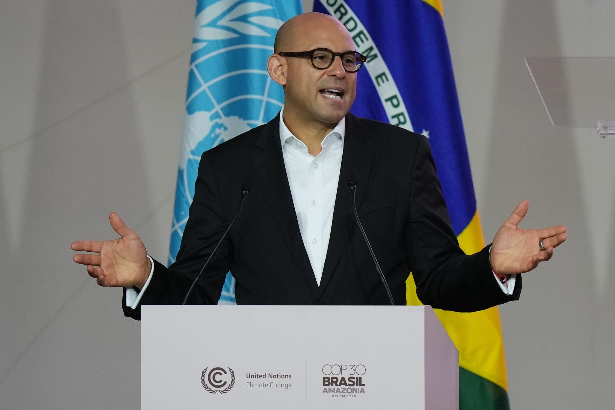 'Cooperação é fundamental para superar aquecimento global e caos no preço de combustíveis', diz chefe climático das Nações Unidas